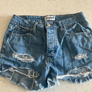 Jean shorts size 27 (2)